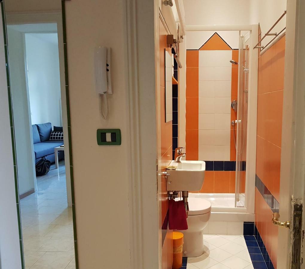 Casa Vacanze All'Angolo Trieste Bagian luar foto